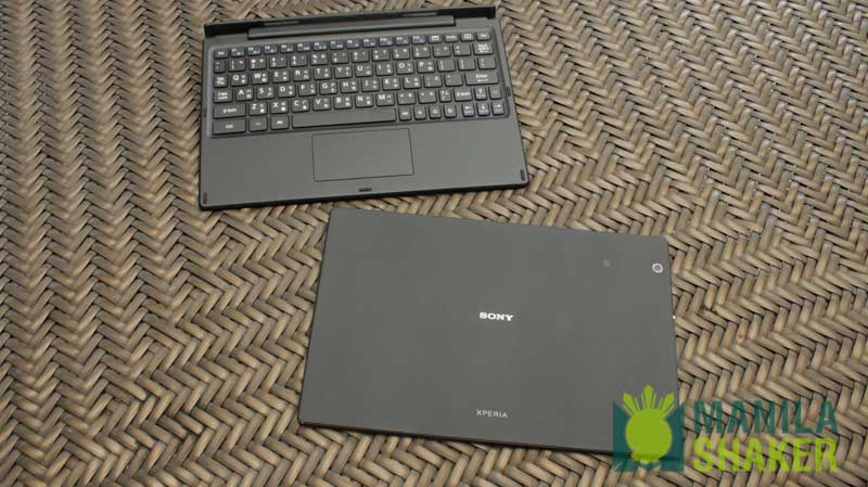 Sony Xperia Z4 Tablet Waterproof With Bluetooth Keyboard Unboxing Hands On First Impression