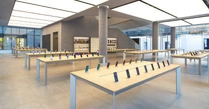 five-huawei-stores-sold-a-combined-total-of-four-smartphone-models-in-china