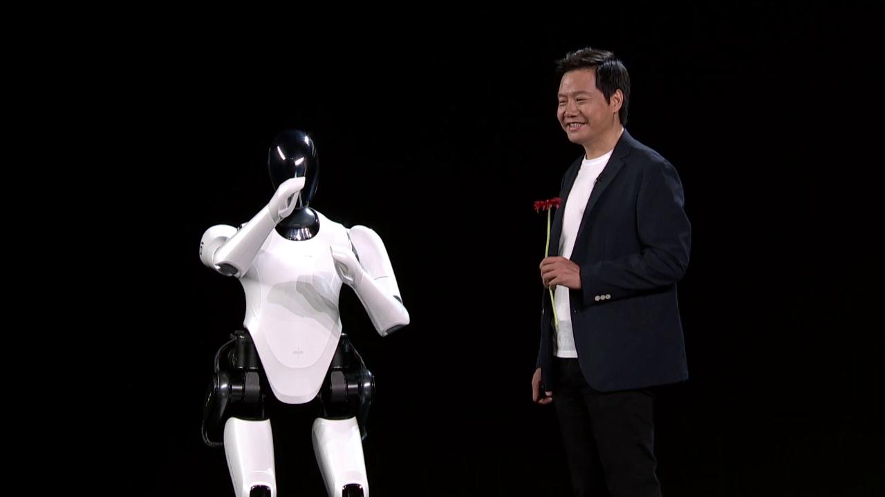 Xiaomi Cyberone Humanoid Robot Unveiled