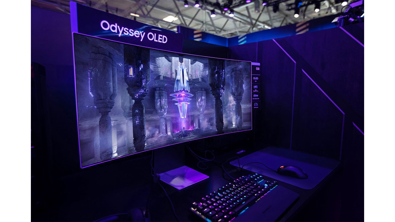 Samsung Unveils the Odyssey OLED G8 Curved Monitor With a 34” 175HZ Qhd Screen