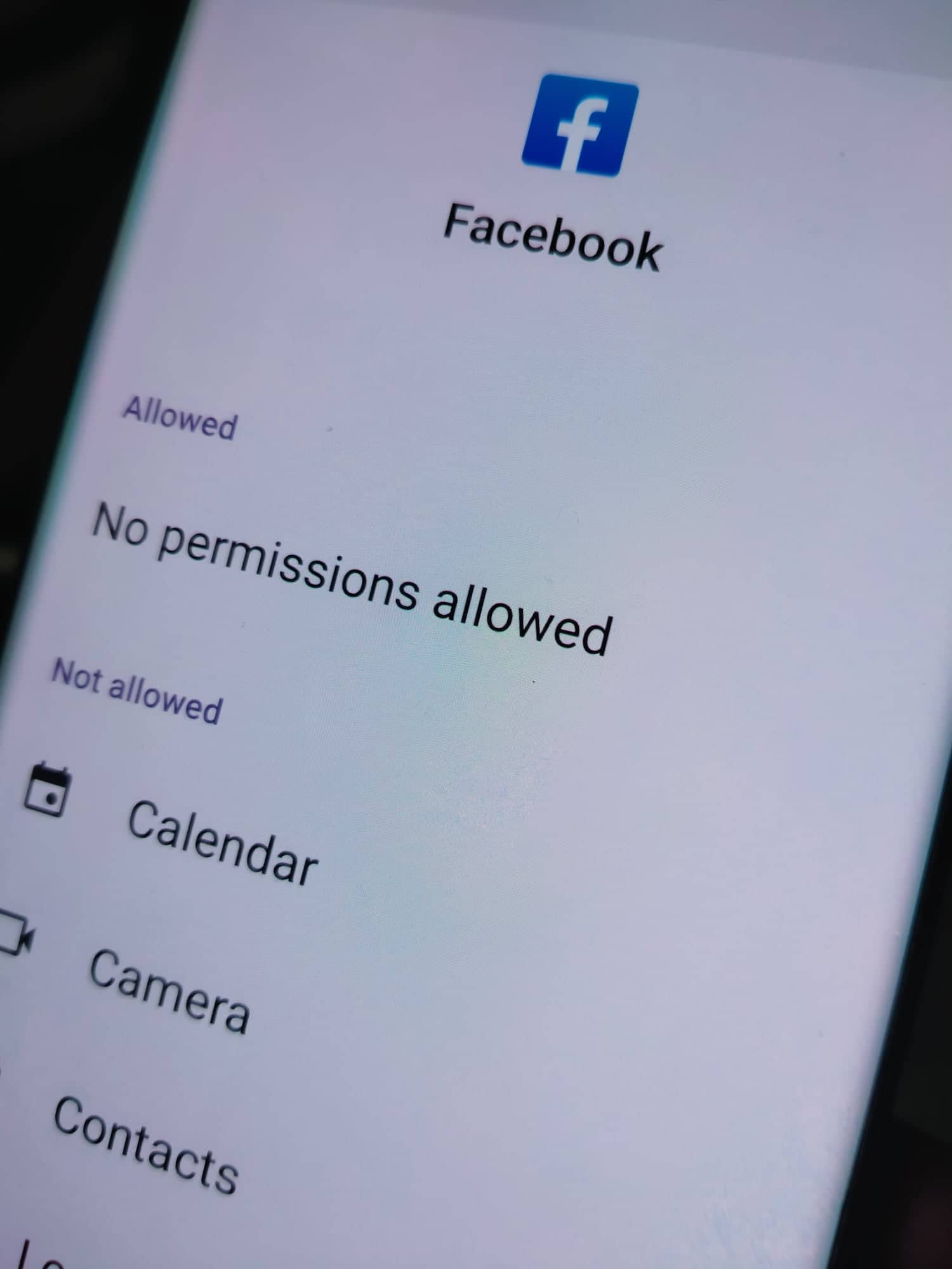 How To Protect Your Smartphone From Hackers and Scammers
