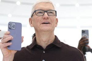 iPhone Ultra