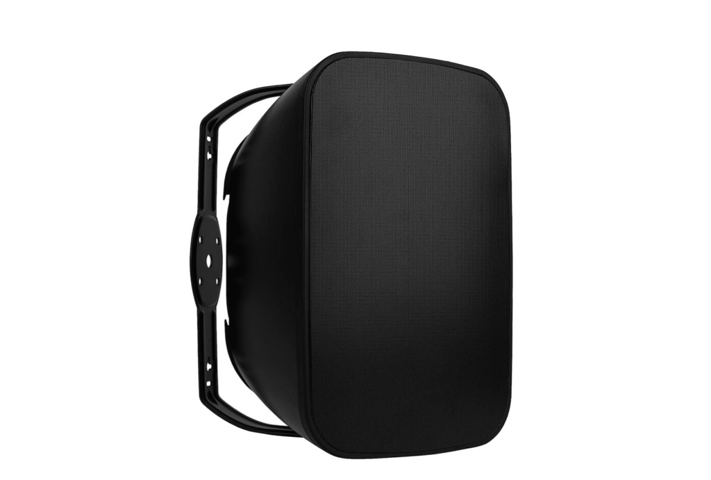 5 Best Outdoor Speakers for Pool Area