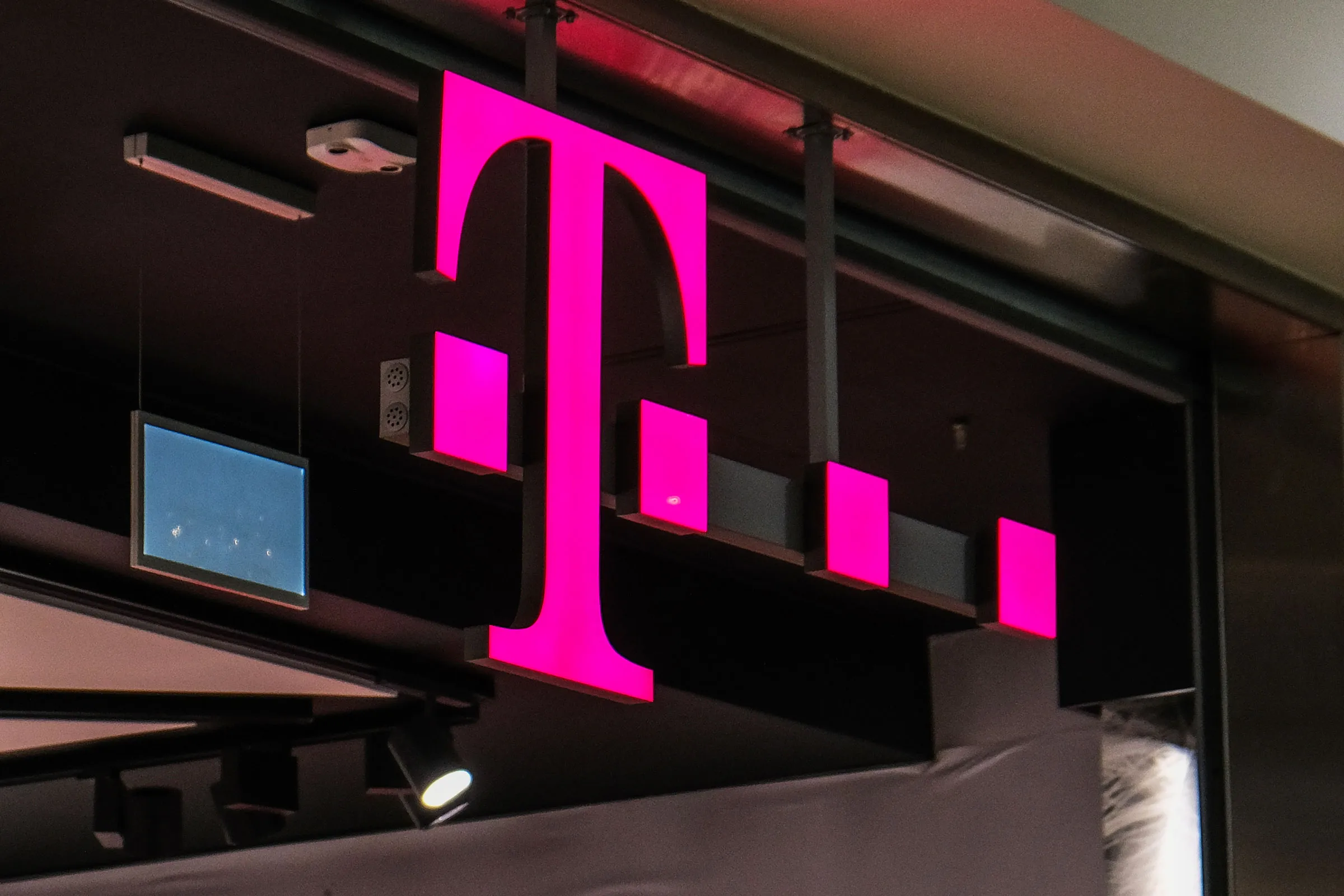 T-Mobile