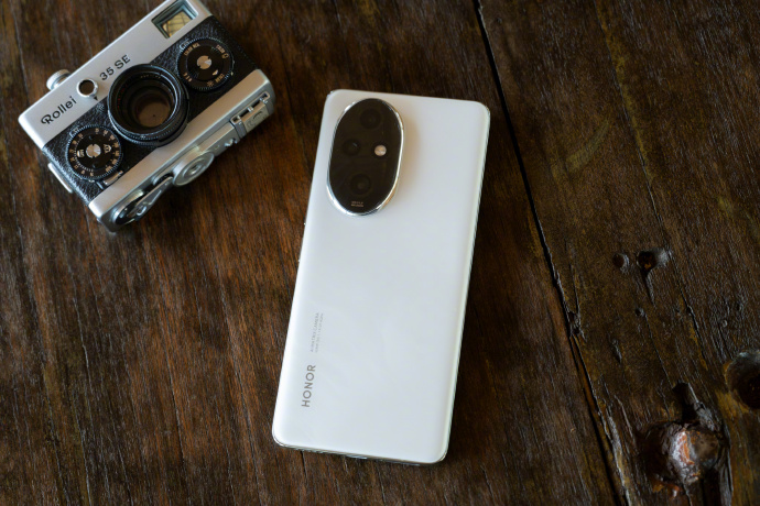 HONOR 200 Pro