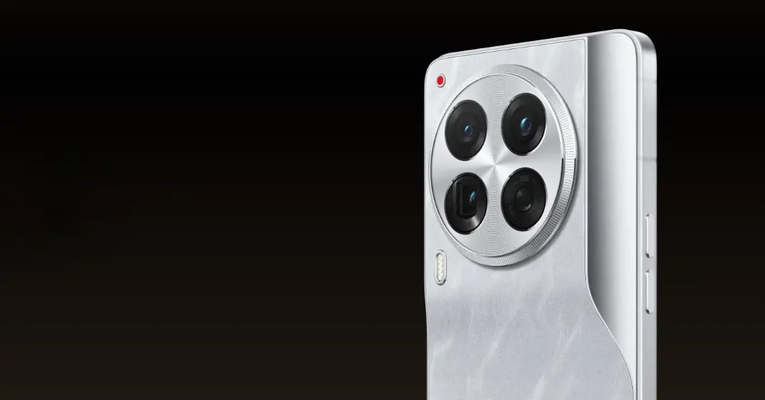 CAMON 30 Series