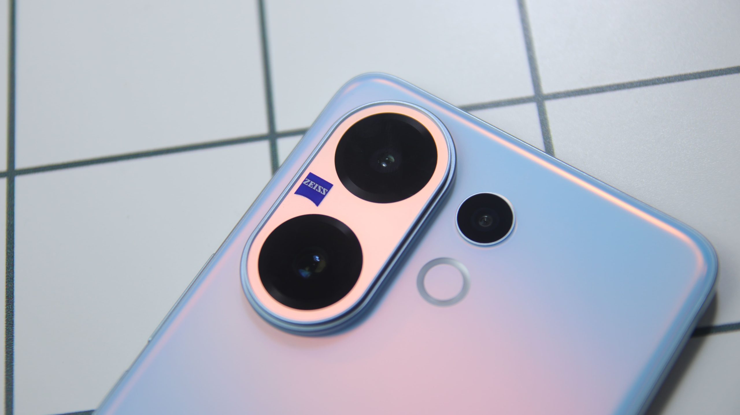 vivo V60