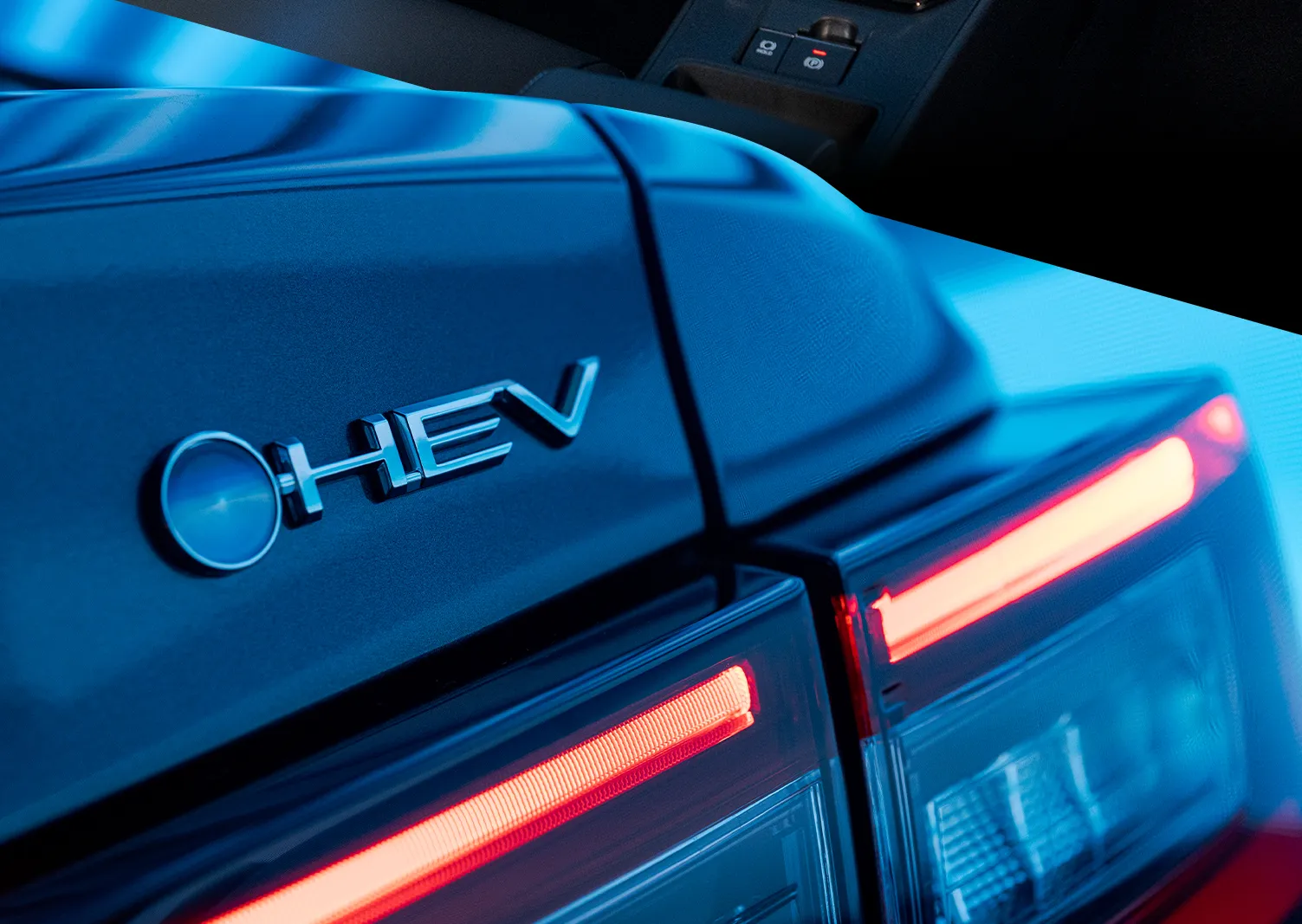 Toyota ATIV Hybrid EV